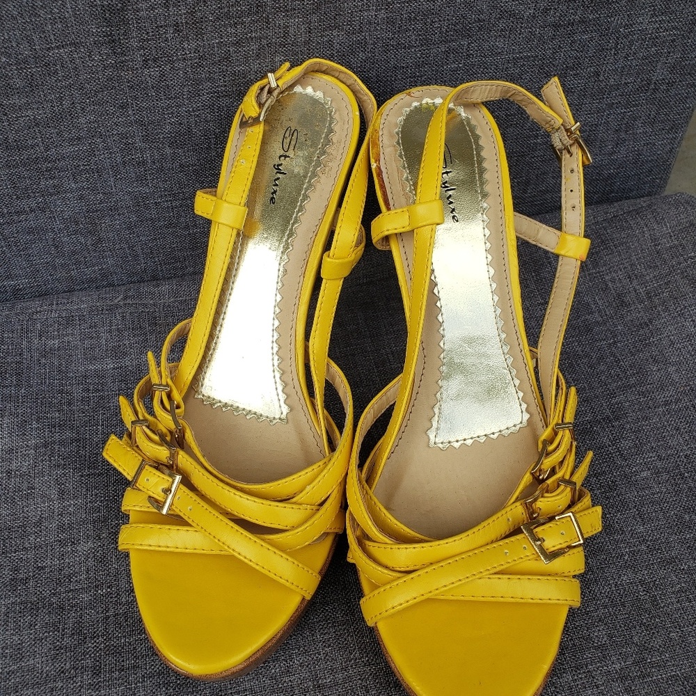 Slyluxe yellow heels